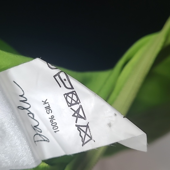 Daslu Women's Silk Top - Picture 7 of 9